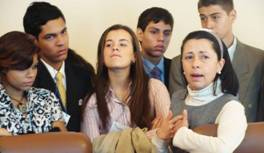 Universidad Icesi - Grupo de liderazgo juvenil fue recibido por Lina Moreno de Uribe