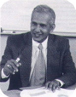 Dr. Eduardo Echeverry