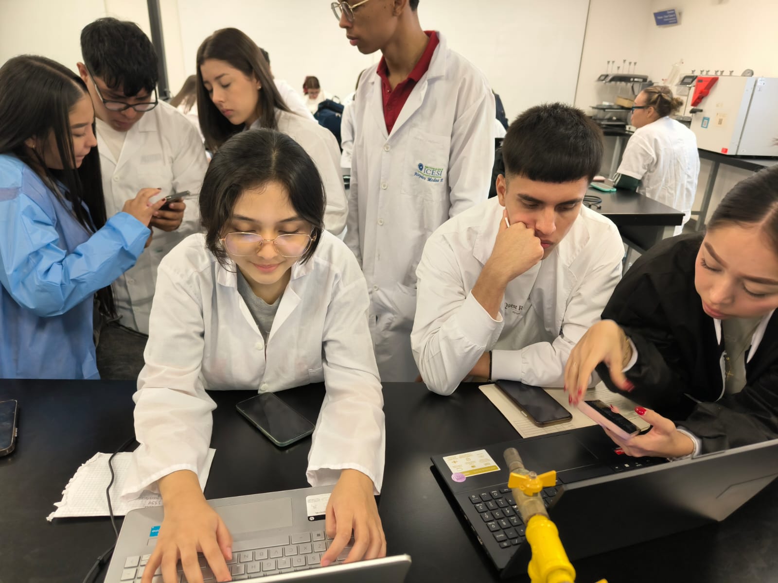 Imagen de WhatsApp 2025-10-13 a las 17.13.39_534f7a9e