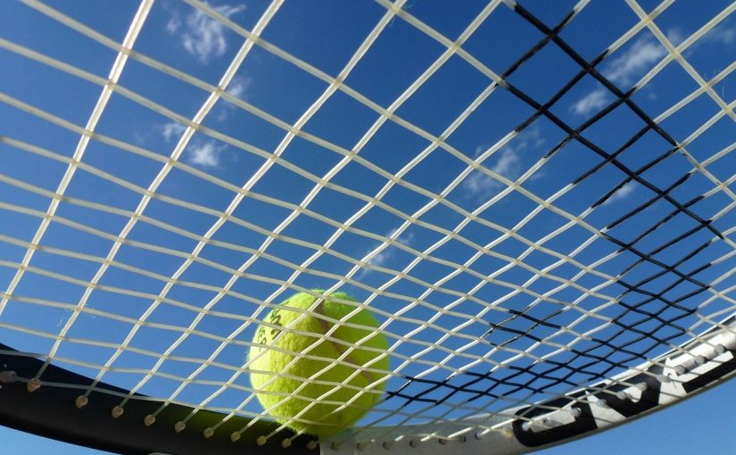 Cómo elegir el cordaje de tu raqueta de tenis