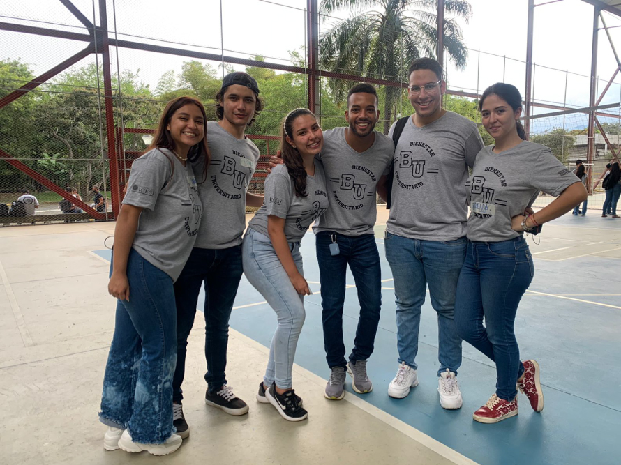 Estudiantes del consejo juntos