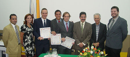 Ceremonia de premiación del II Comcurso de la Bolsa Millonaria
