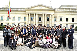 Prticipantes en Palacio de Nariño