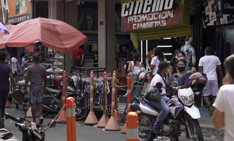 La mitad de los caleños que trabaja lo hace en la informalidad
