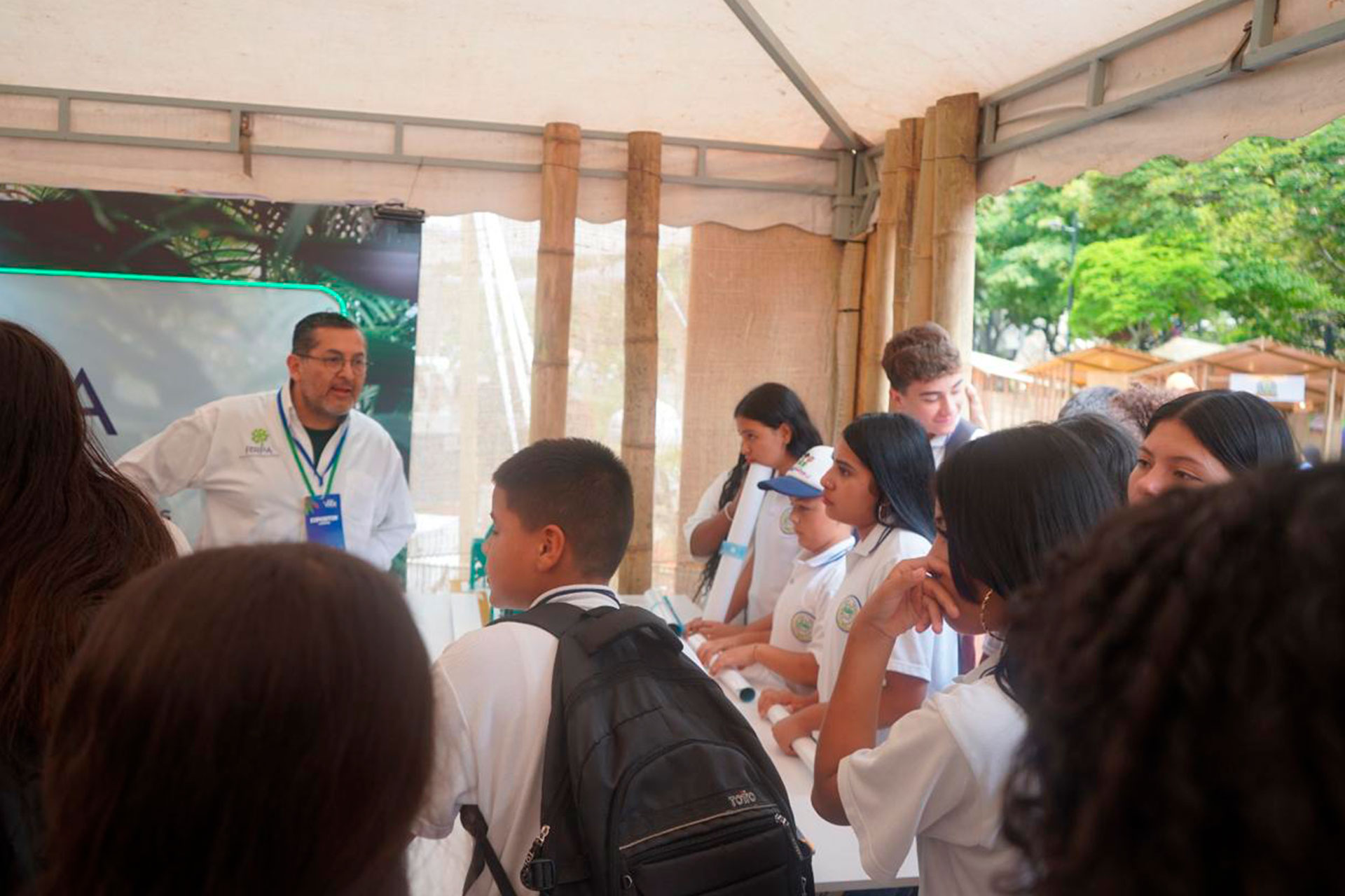 Clic para ver más información de la foto